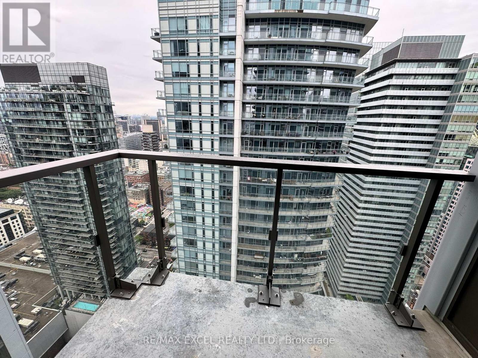 4305 - 8 Widmer Street, Toronto (Waterfront Communities), Ontario  M5V 0W6 - Photo 2 - C12233171