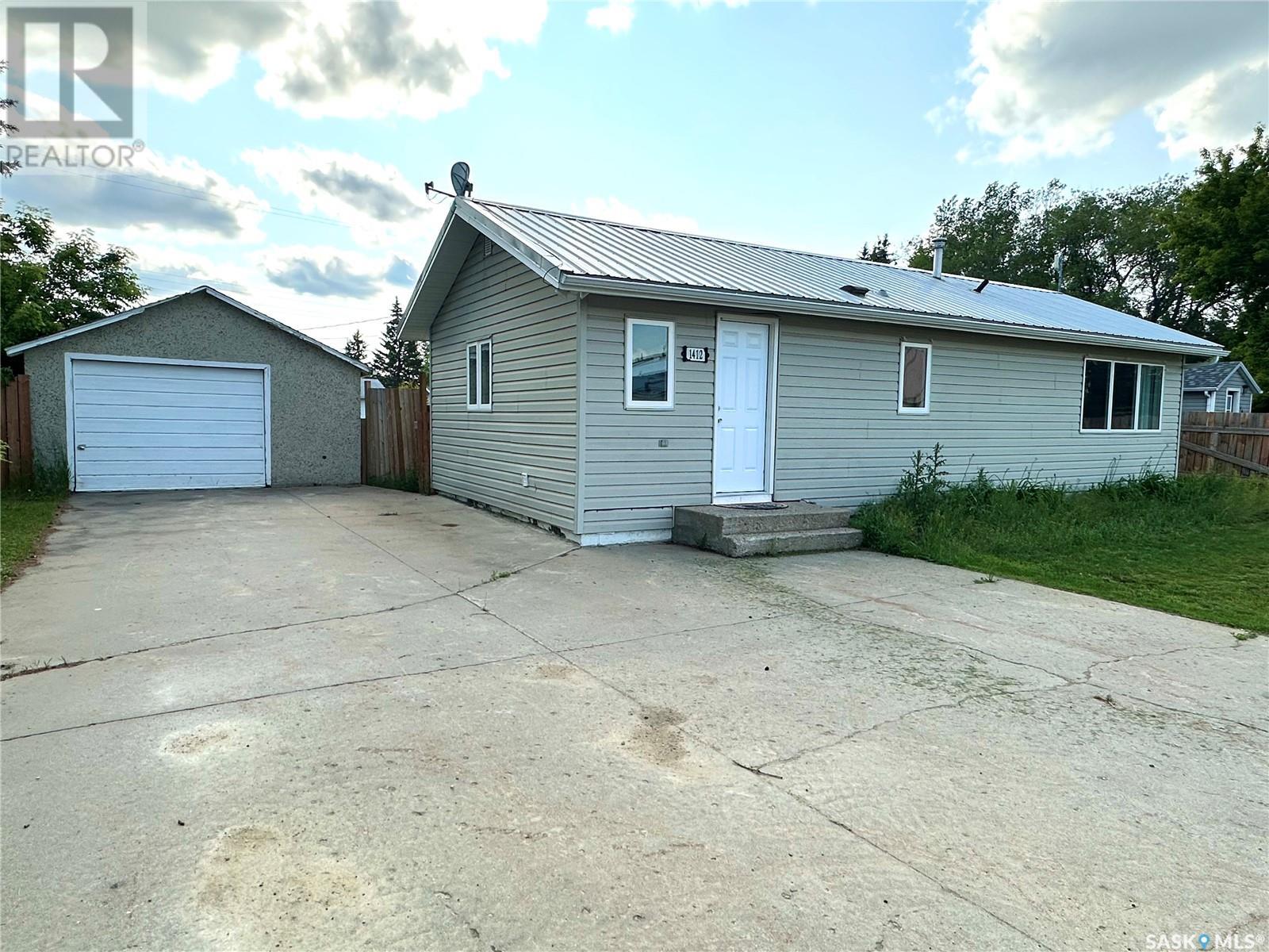 1412 2nd AVENUE, Edam, Saskatchewan