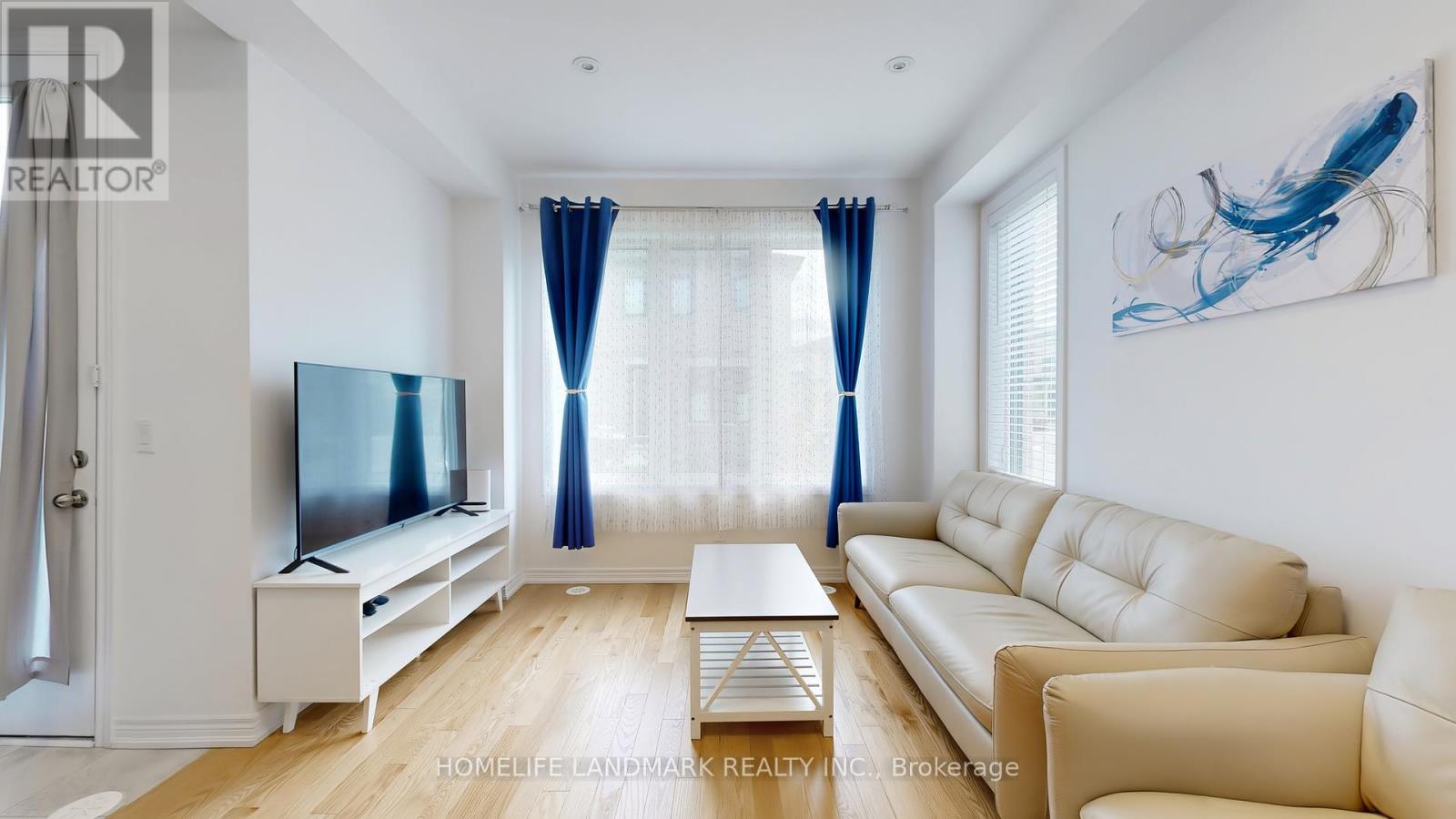 Property at 62 SORBARA WAY image 4