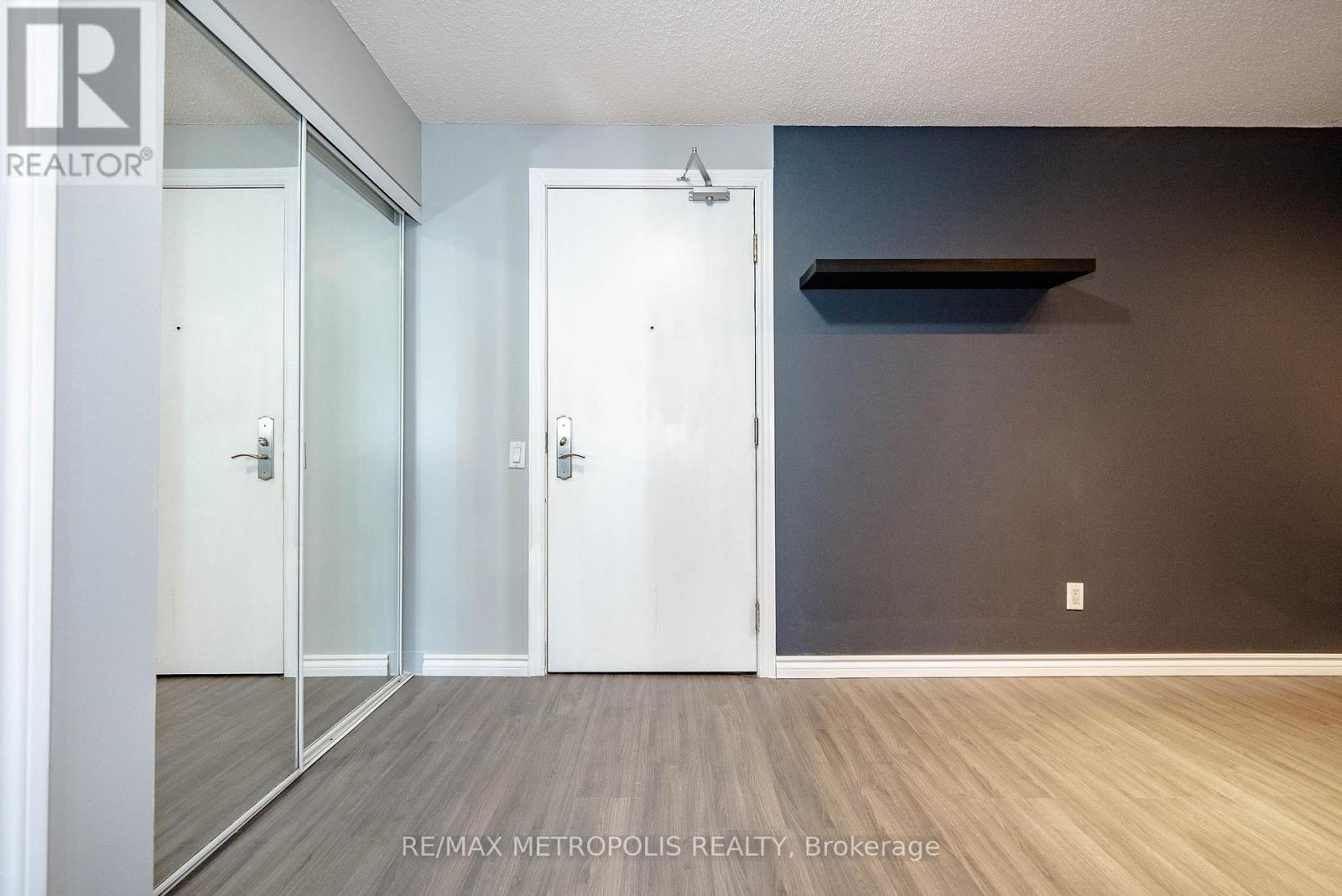 605 - 61 Town Centre Court, Toronto, Ontario  M1P 5C5 - Photo 12 - E12247974