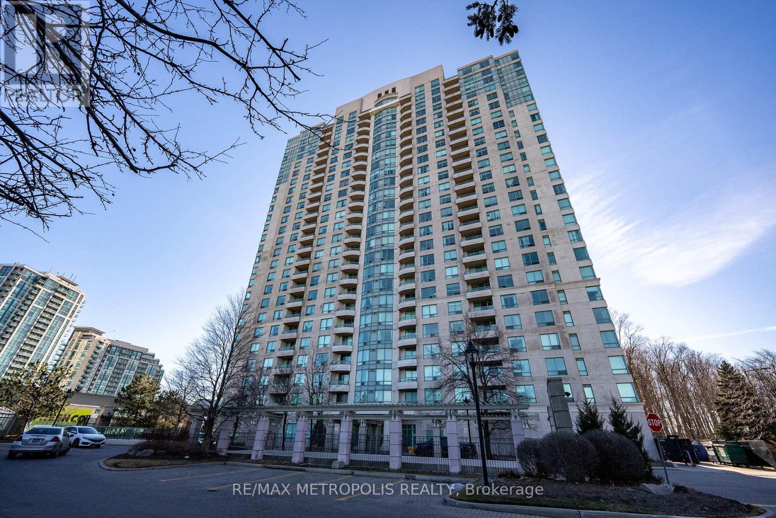 Property at 605 - 61 TOWN CENTRE COURT image 2