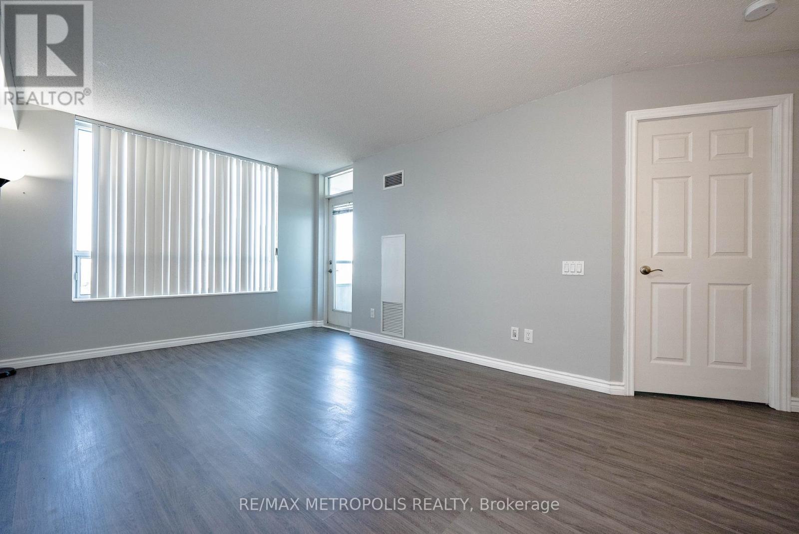 605 - 61 Town Centre Court, Toronto, Ontario  M1P 5C5 - Photo 28 - E12247974