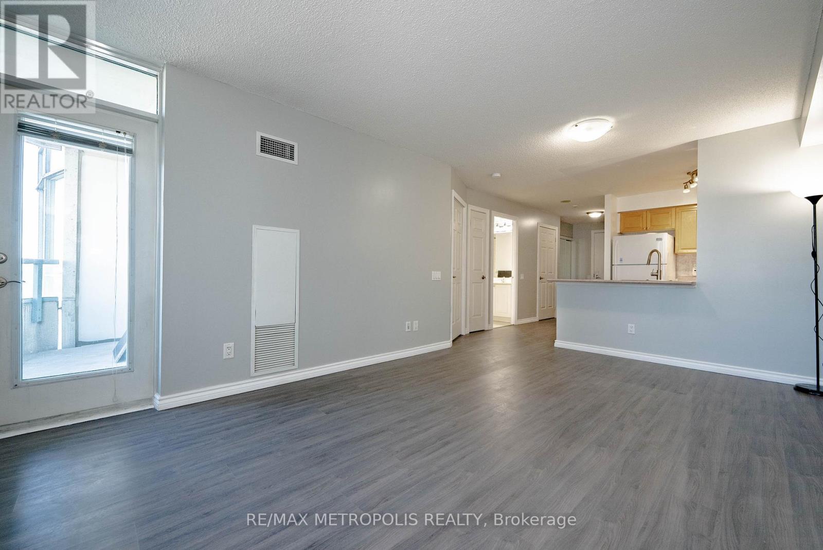 605 - 61 Town Centre Court, Toronto, Ontario  M1P 5C5 - Photo 29 - E12247974