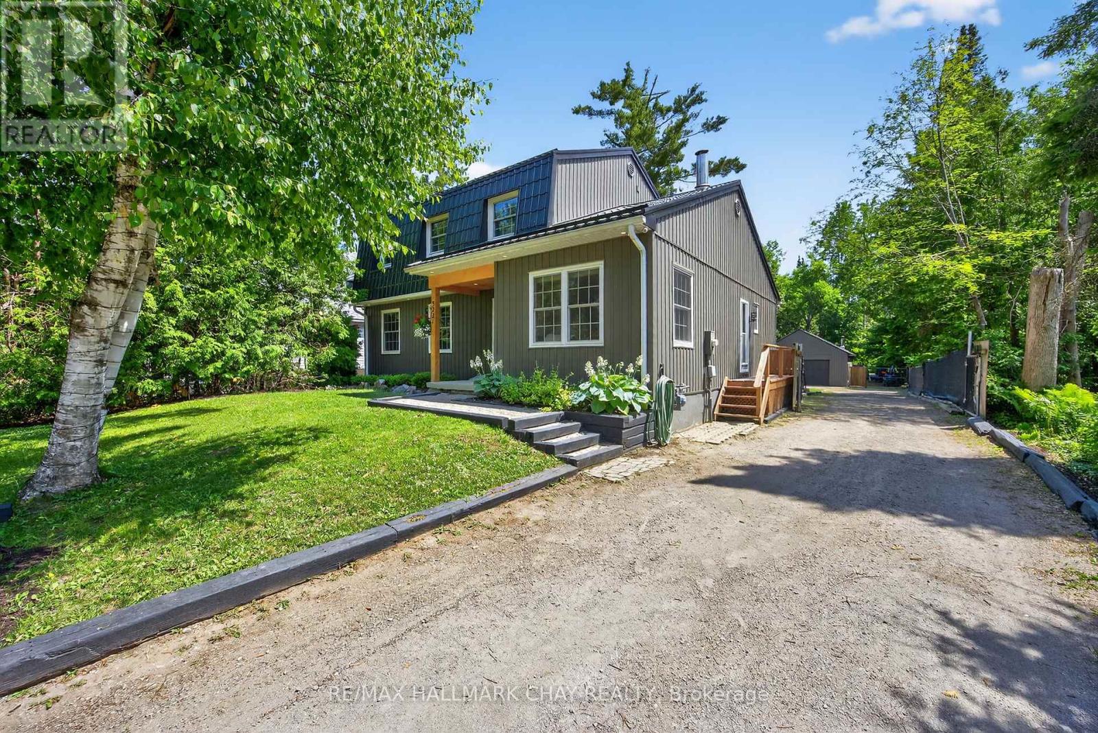Property at 3221 OAK STREET image 1