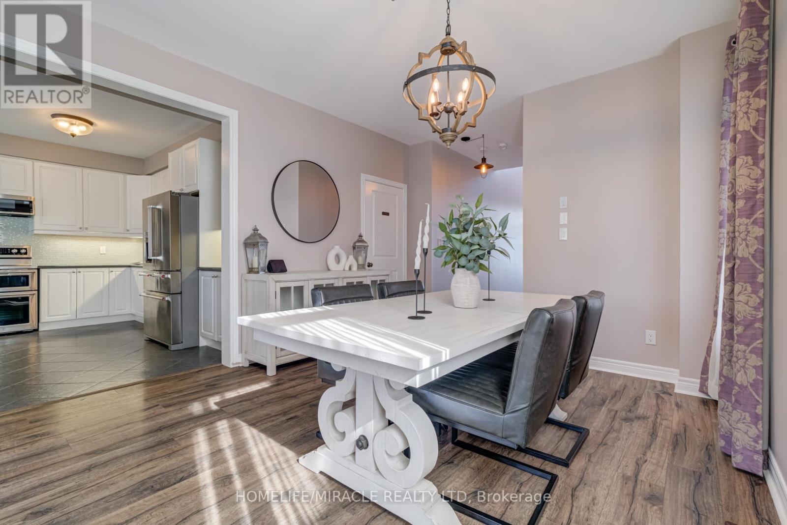 Property at 62 HOARD AVENUE N image 5