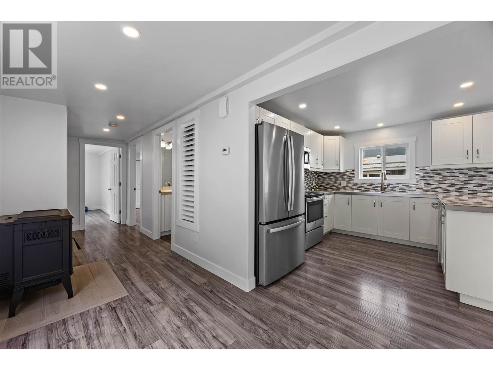 Property at 1214 Okanagan Avenue Unit# 32 image 5