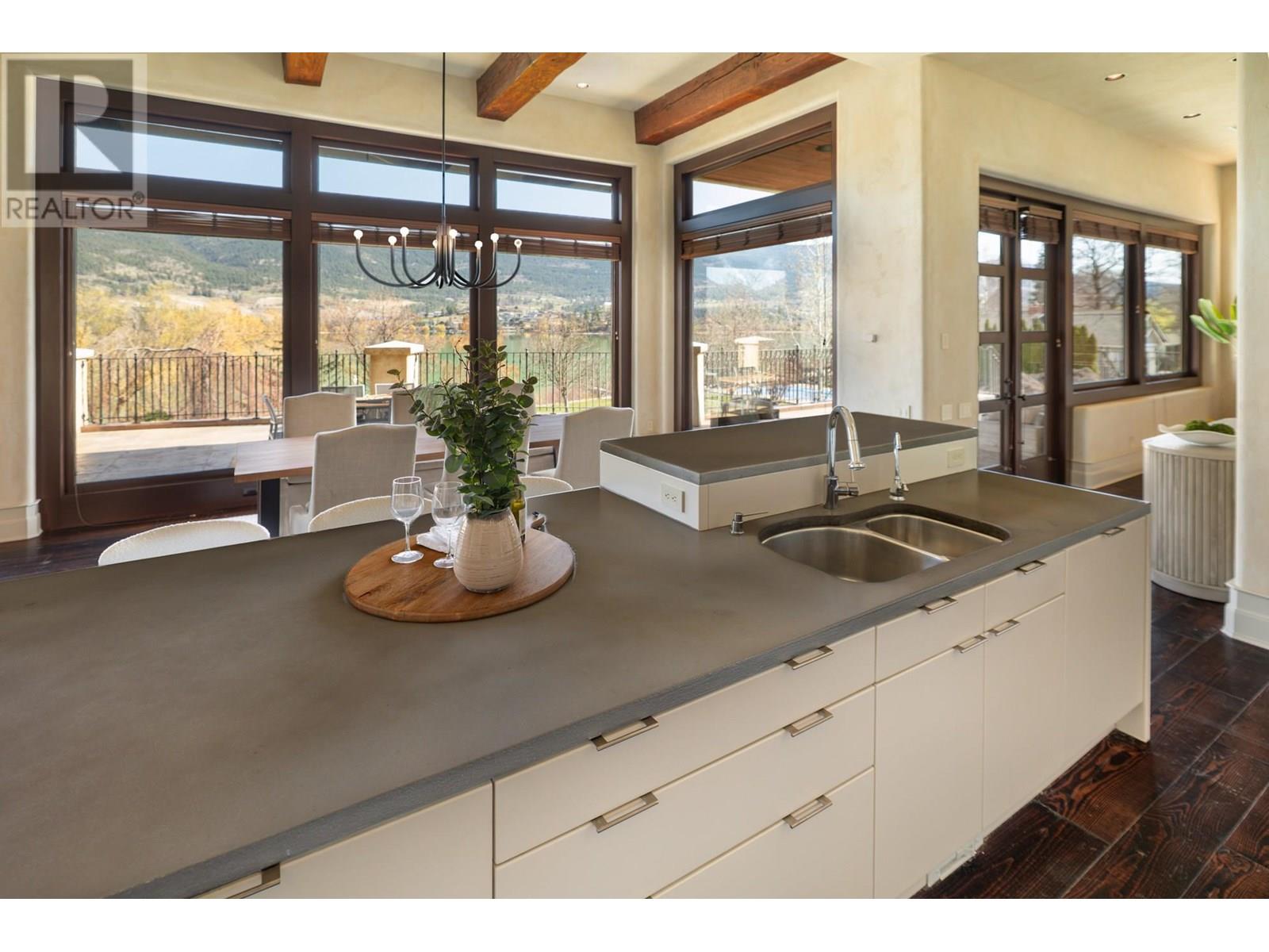 Property at 16191 Butterworth Road image 4