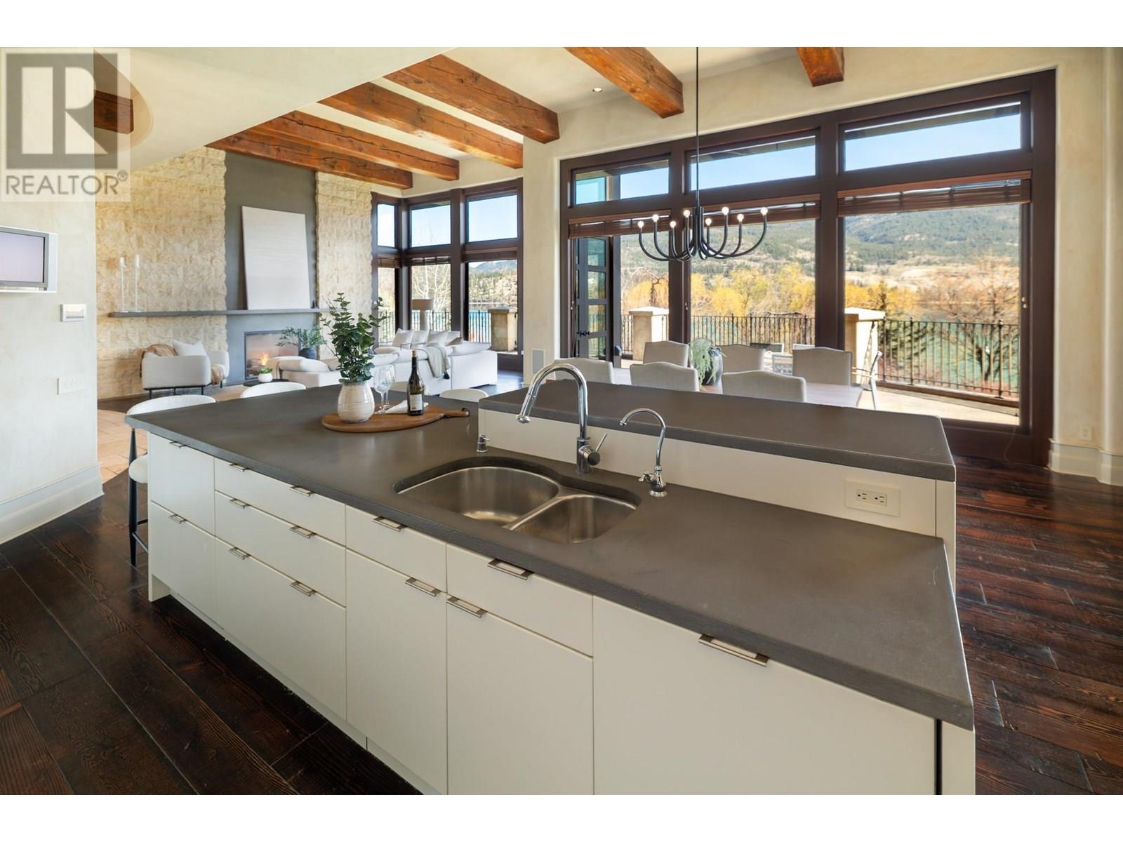 Property at 16191 Butterworth Road image 2