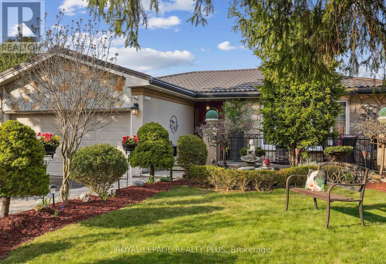 Property at 2409 SPEYSIDE DRIVE image 1