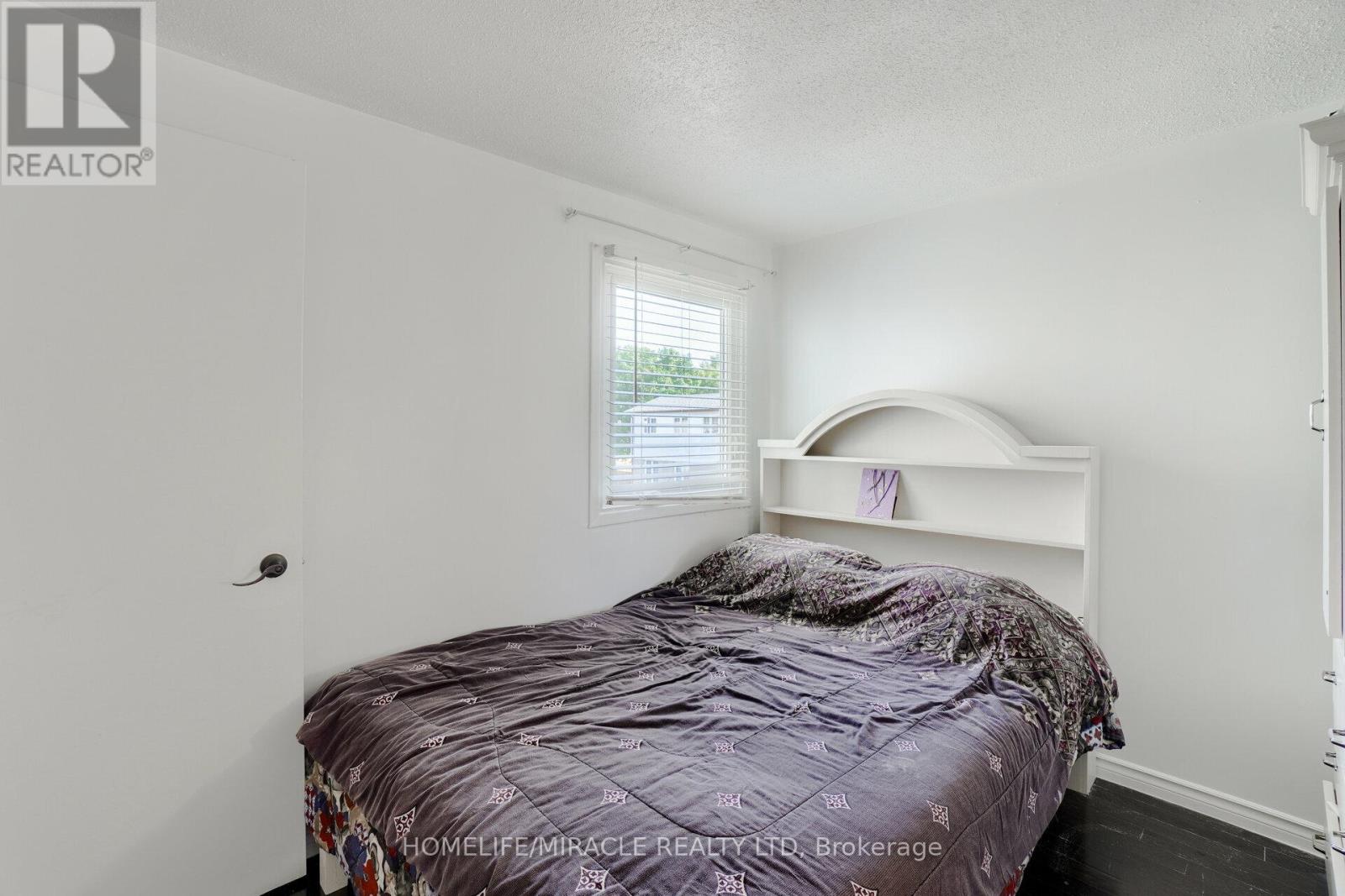 34 Greenbush Crescent, Brampton, Ontario  L6S 2K2 - Photo 23 - W12248178