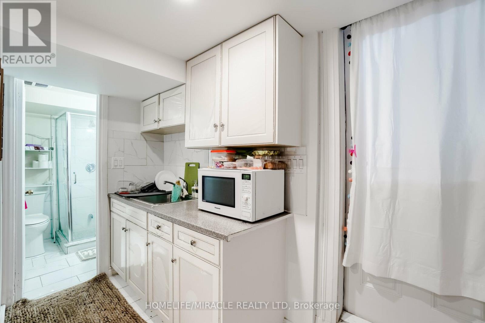 34 Greenbush Crescent, Brampton, Ontario  L6S 2K2 - Photo 28 - W12248178