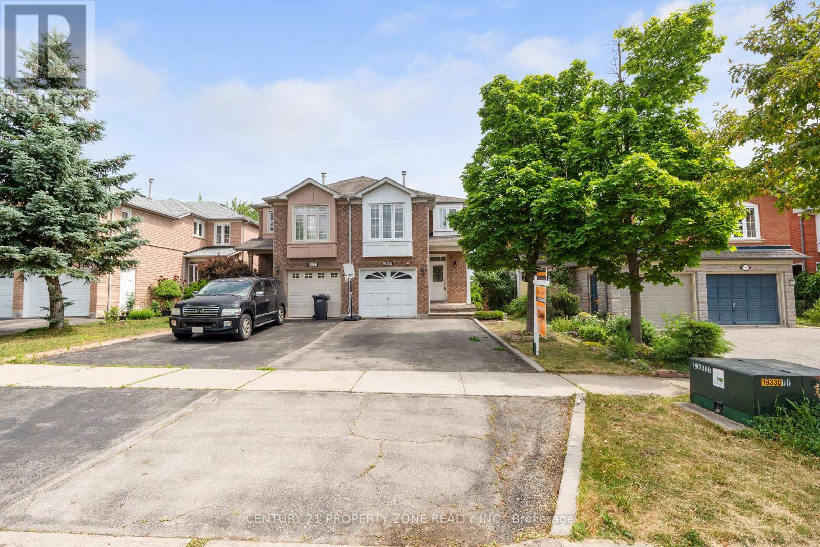 Property at 5469 PALMERSTONE CRESCENT image 2