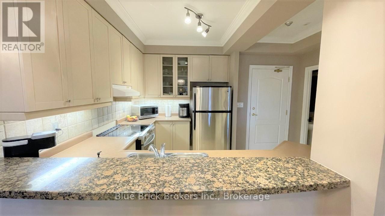 423 - 3351 Cawthra Road, Mississauga, Ontario  L5A 4N5 - Photo 10 - W12214757