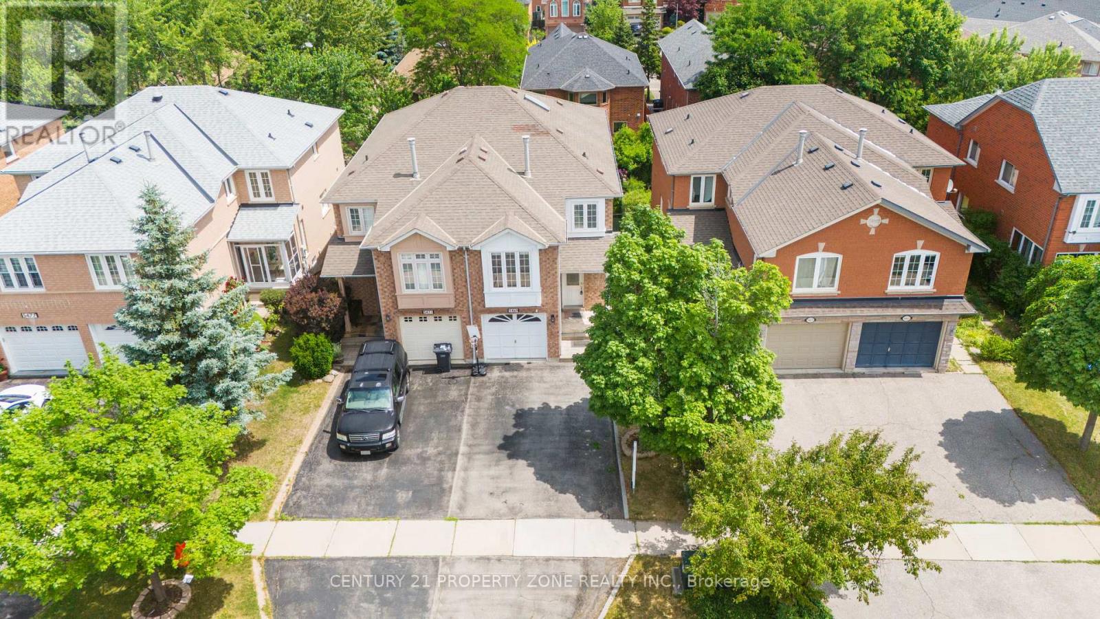 Property at 5469 PALMERSTONE CRESCENT image 4
