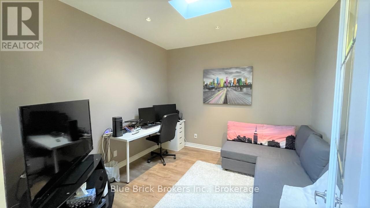 423 - 3351 Cawthra Road, Mississauga, Ontario  L5A 4N5 - Photo 15 - W12214757