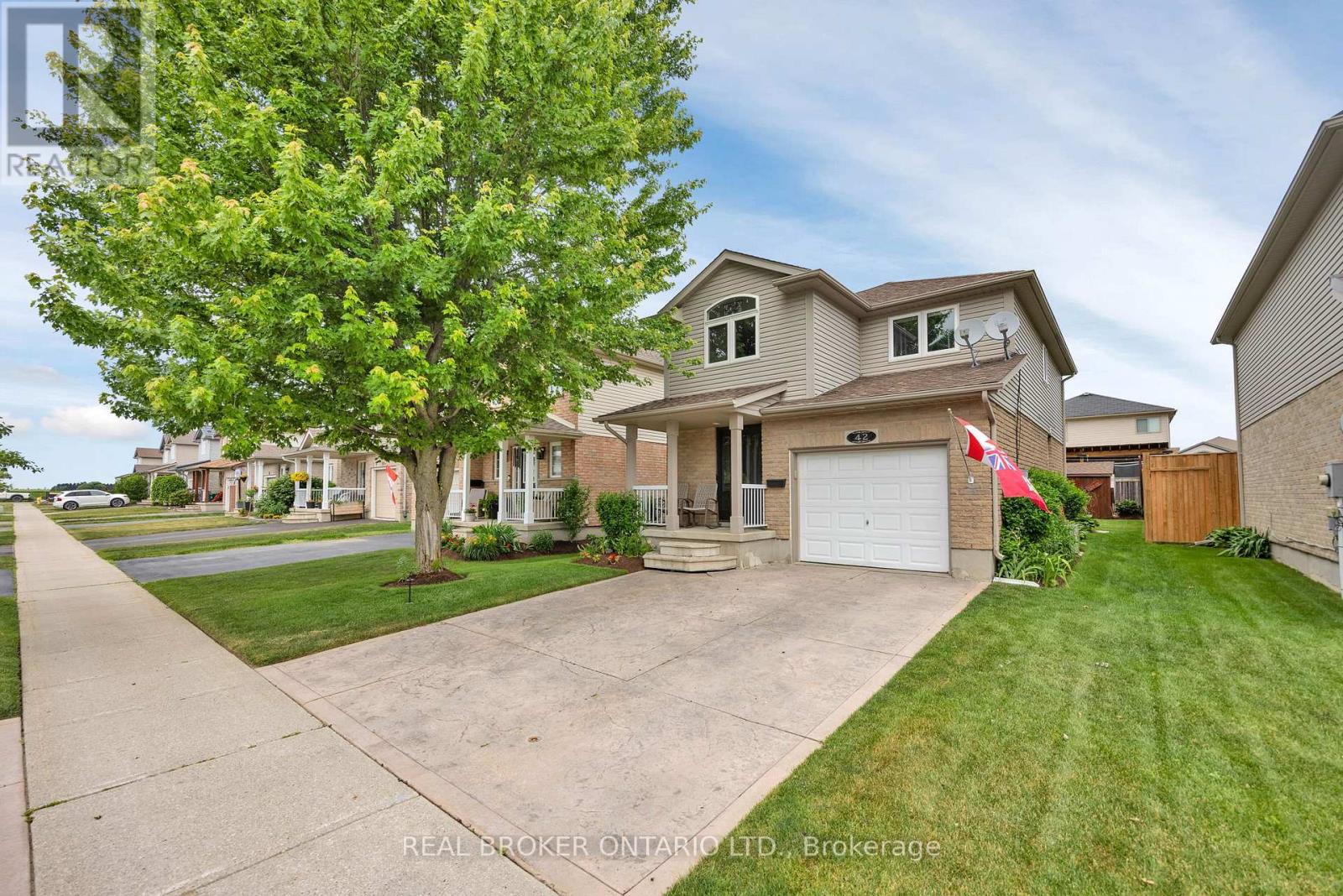 Property at 42 BROOKMEAD STREET image 1