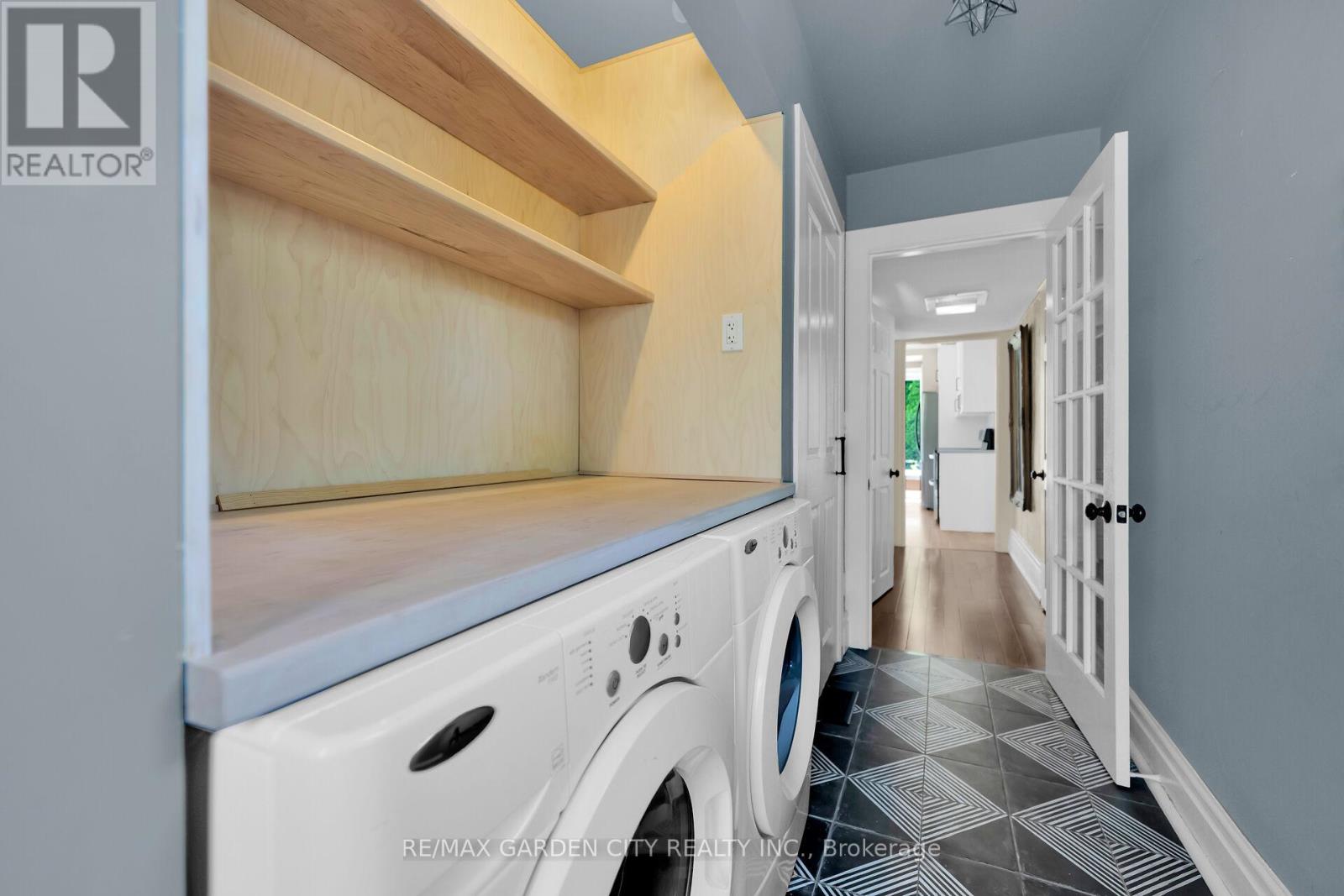 14 Robinson Street S, Grimsby, Ontario  L3M 3C4 - Photo 22 - X12247930