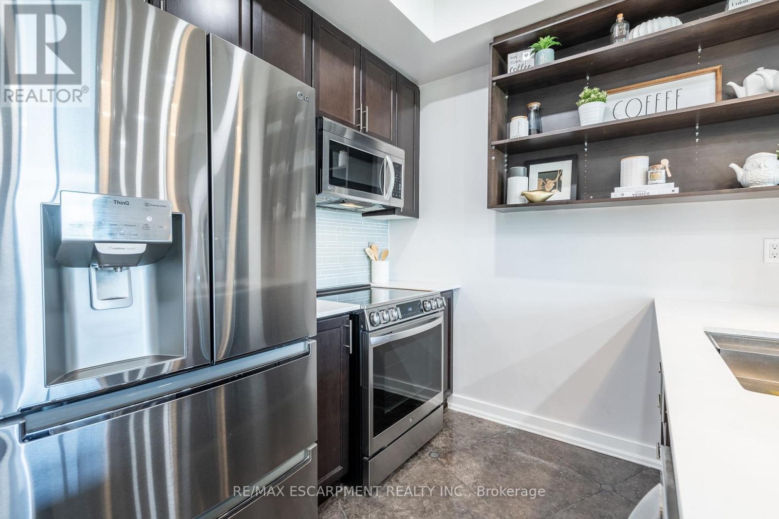 422 - 125 Shoreview Place, Hamilton, Ontario  L8E 0K3 - Photo 8 - X12247973
