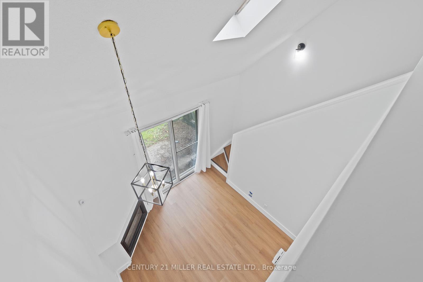 19 - 41 Valleyview Road, Kitchener, Ontario  N2E 3H9 - Photo 19 - X12247986