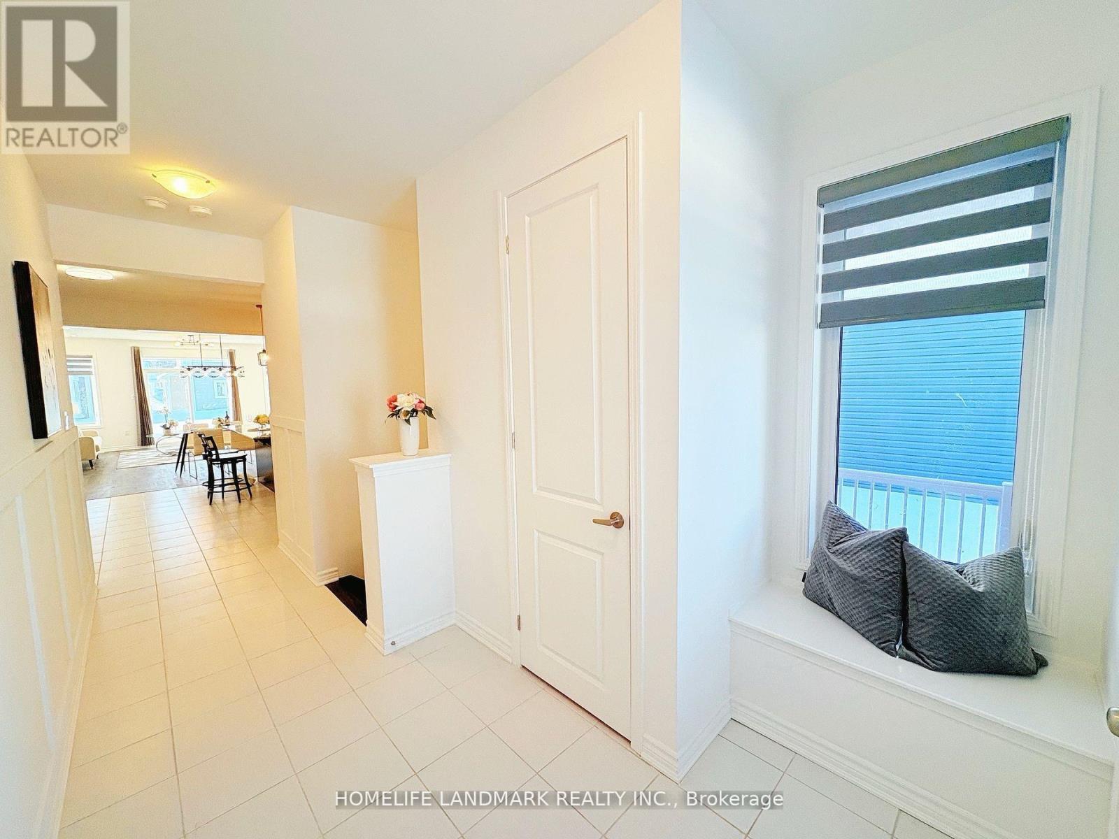 Property at 29 DYER CRESCENT image 4