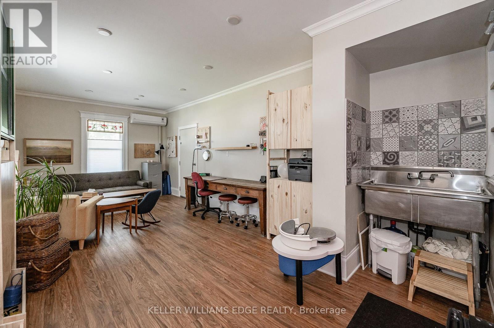 22 Mill Street S, Hamilton (Waterdown), Ontario  L0R 2H0 - Photo 10 - X12248010