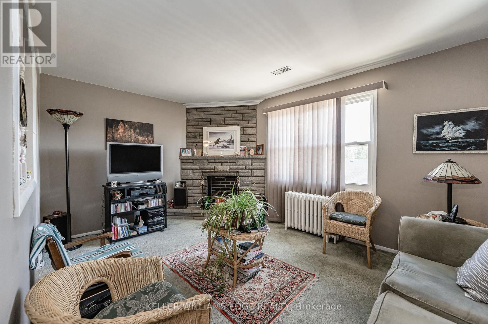 22 Mill Street S, Hamilton (Waterdown), Ontario  L0R 2H0 - Photo 38 - X12248010