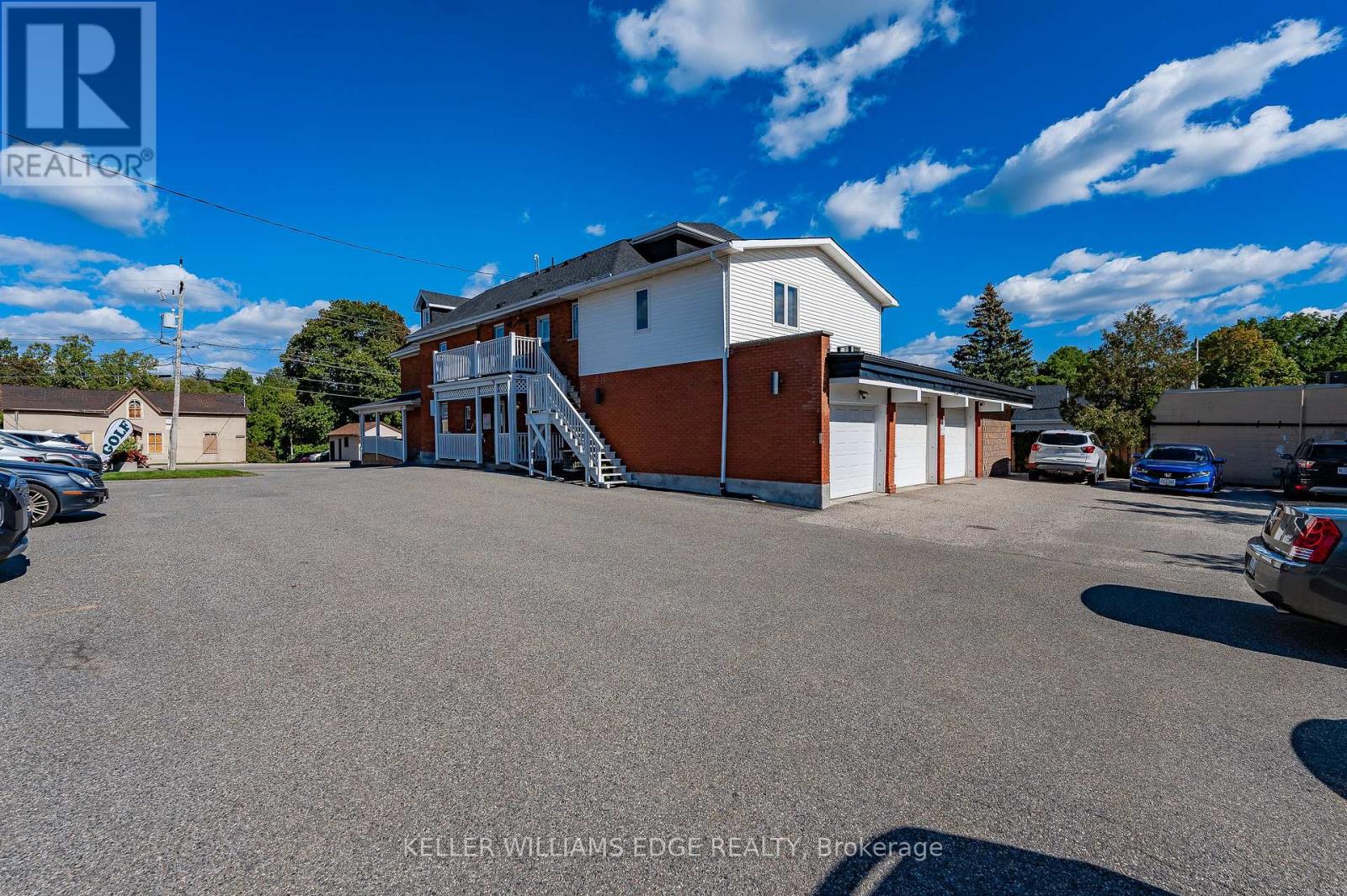 22 Mill Street S, Hamilton (Waterdown), Ontario  L0R 2H0 - Photo 5 - X12248010