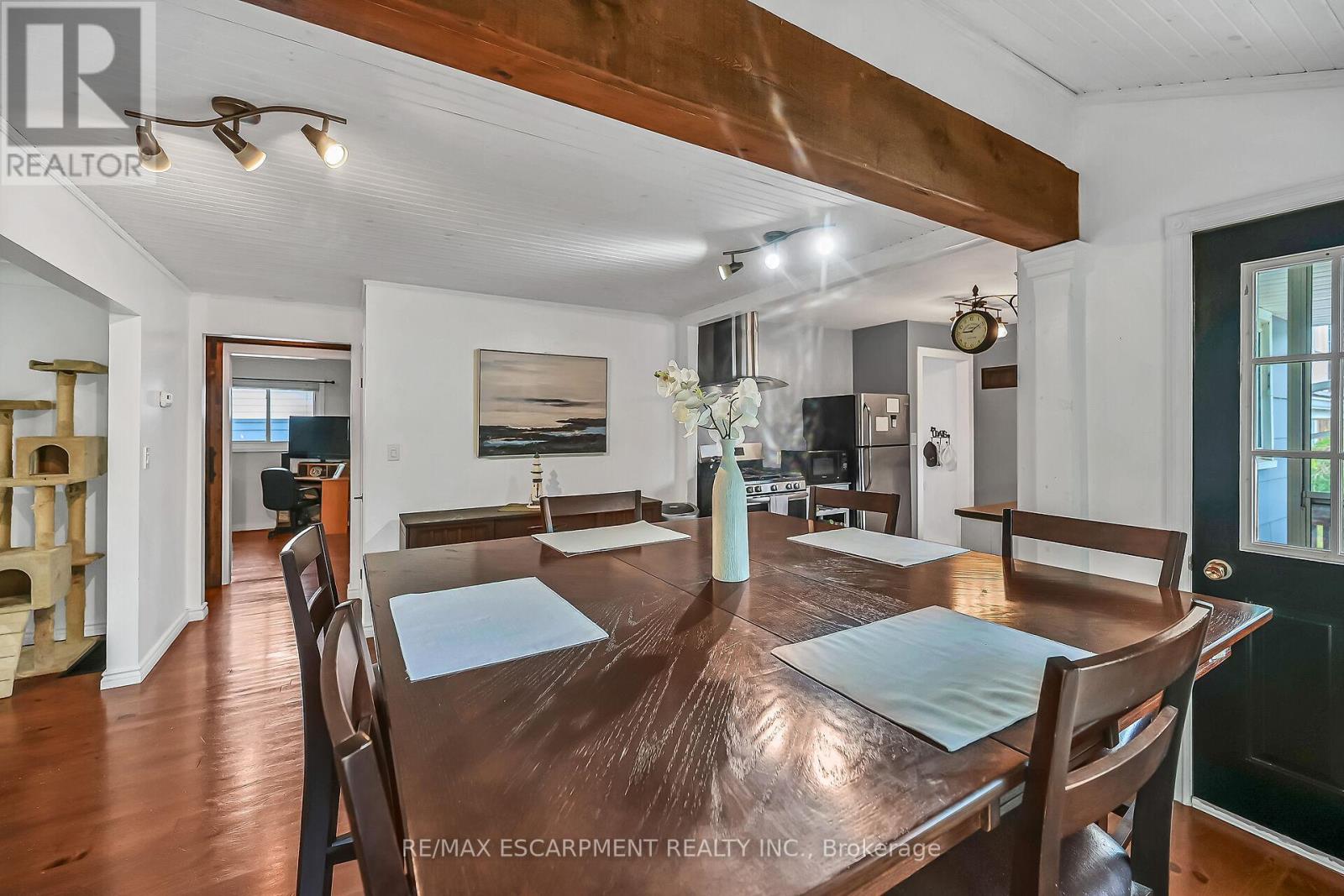 4 Clifford Street, Norfolk (Port Dover), Ontario  N0A 1N0 - Photo 8 - X12248020