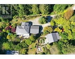 2855 LACEY PLACE, Roberts Creek, British Columbia