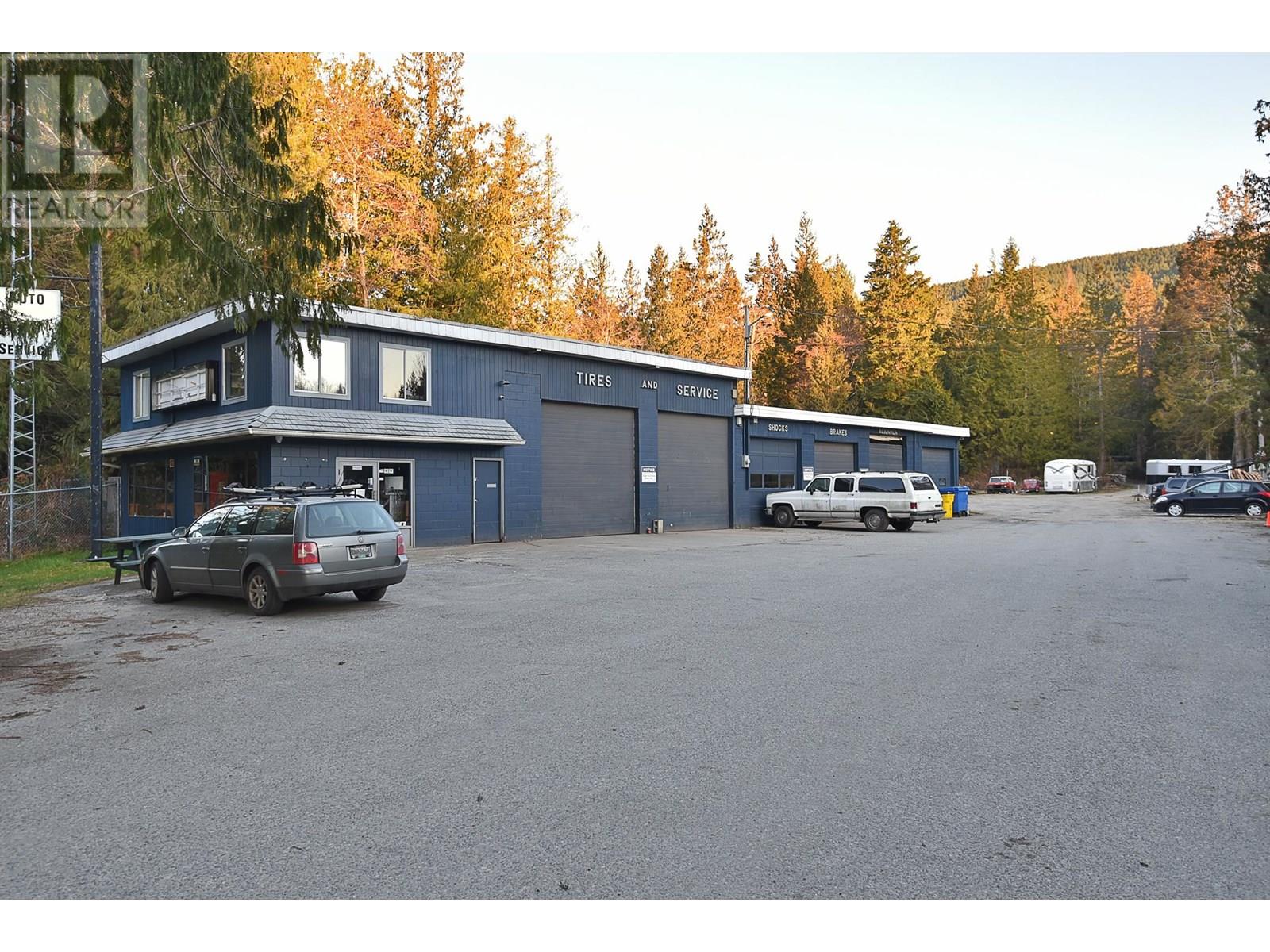 Property at 1481 REED ROAD image 4