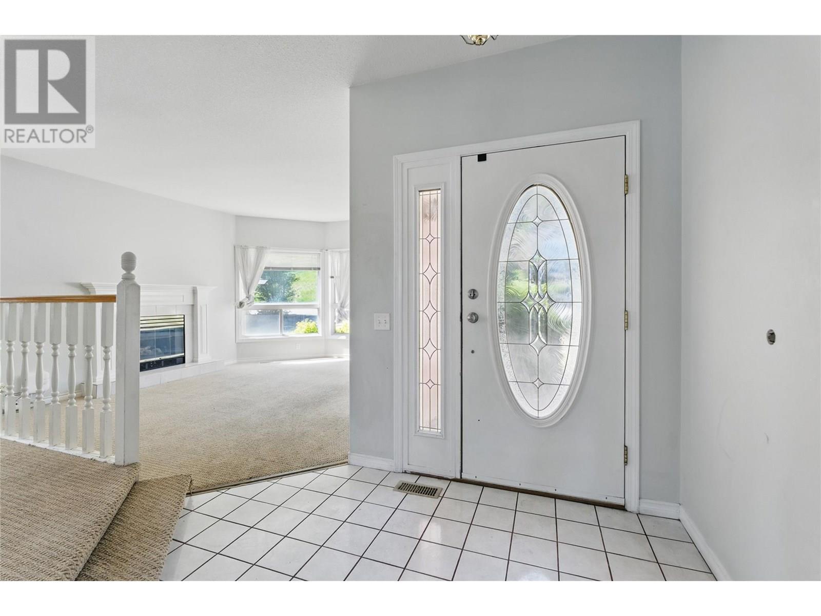 Property at 467 Glen Pine Court image 2