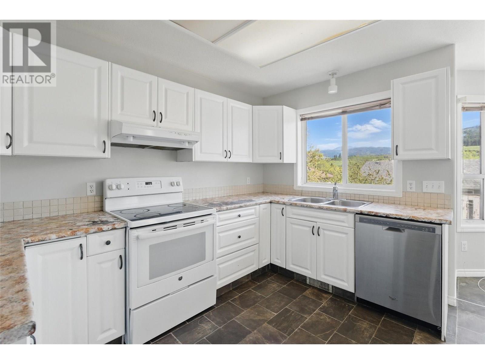 Property at 467 Glen Pine Court image 5