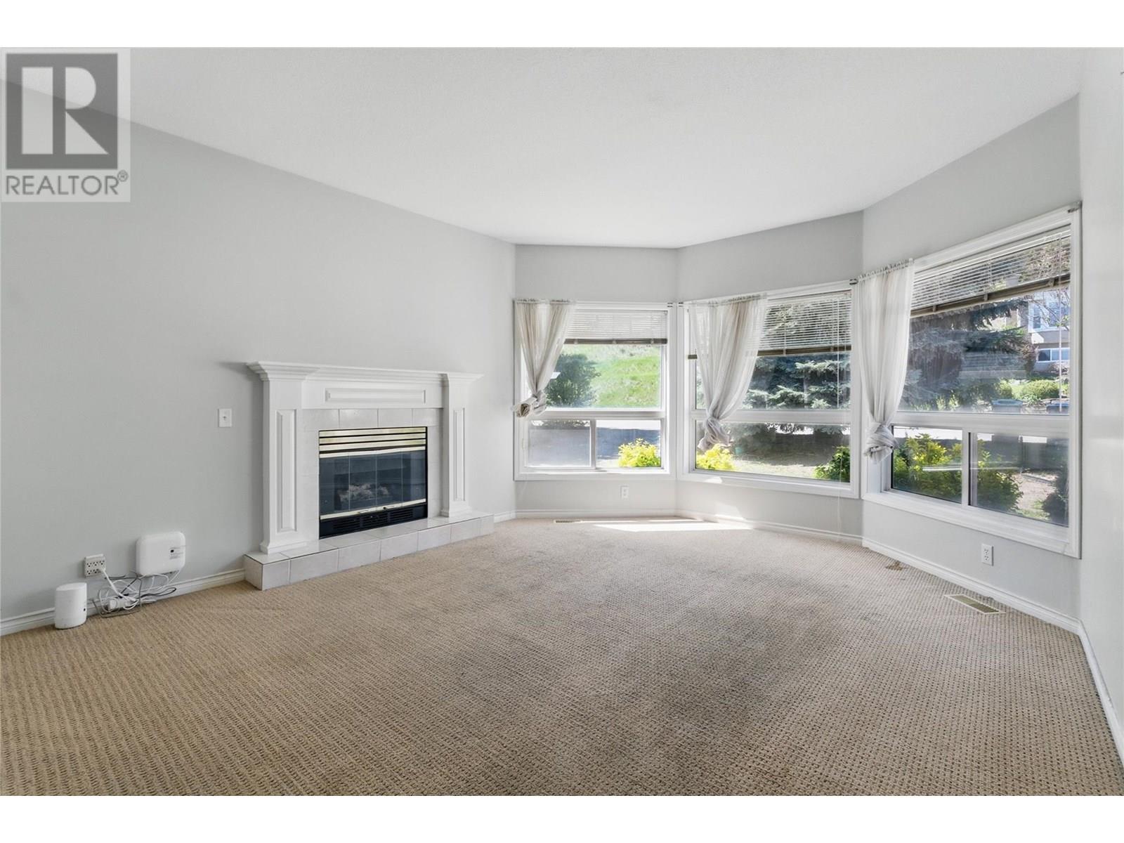 Property at 467 Glen Pine Court image 3