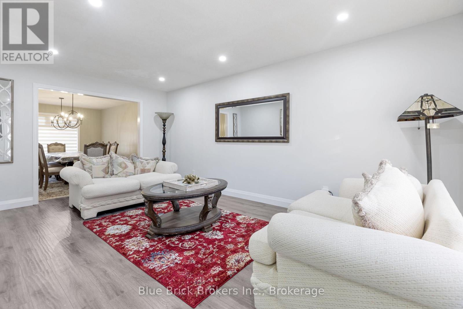 Property at 167 SUNNYSIDE DRIVE image 4