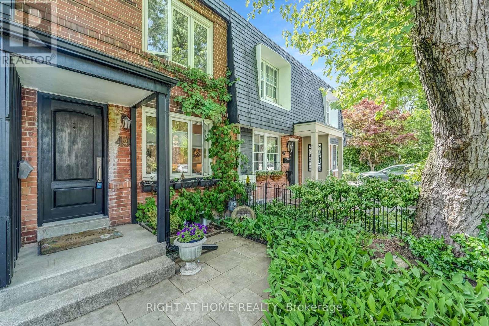 Property at 49 SUMMERHILL GARDENS image 3