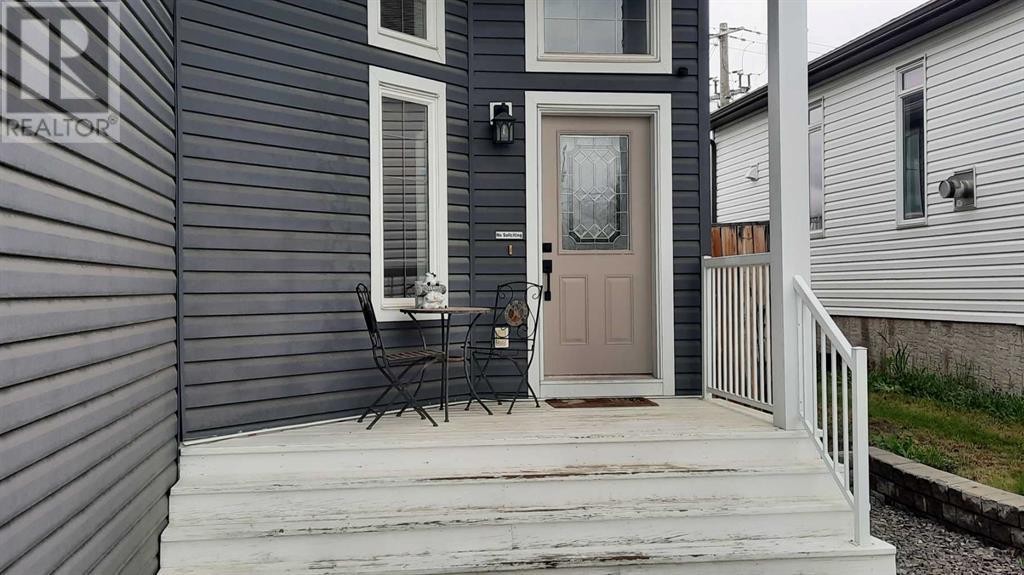 Property at 648 Bankview Drive image 4