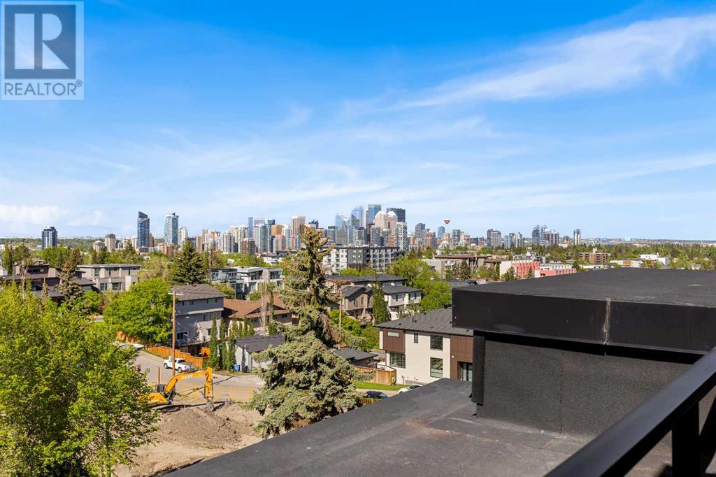 Property at 2015 28 Avenue SW image 4