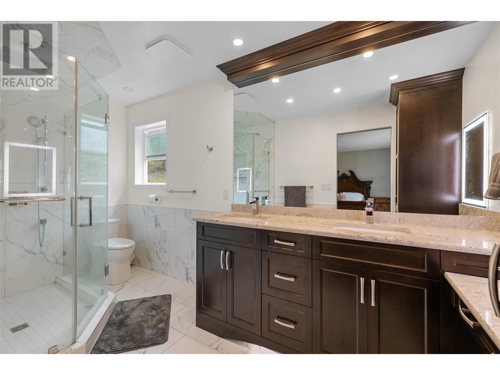 6051 Postill Lake Road, Kelowna, British Columbia  V1X 7V3 - Photo 25 - 10353954
