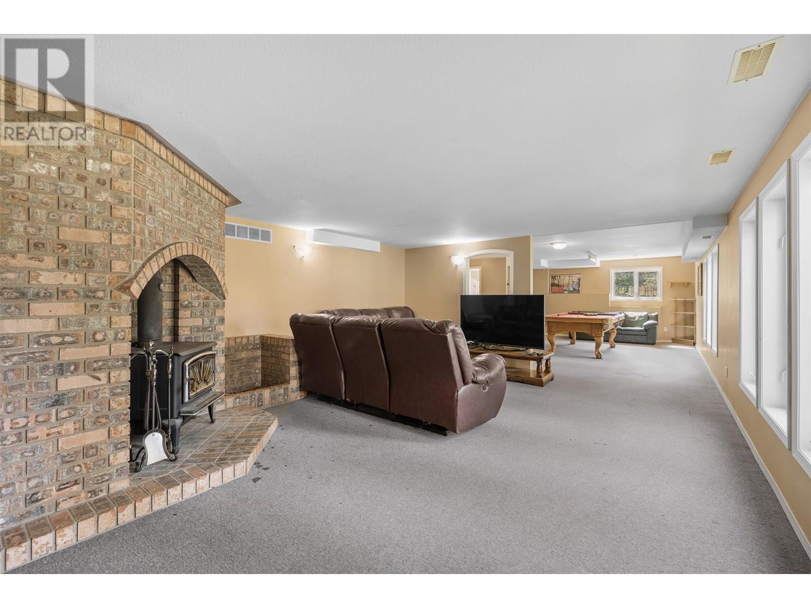 6051 Postill Lake Road, Kelowna, British Columbia  V1X 7V3 - Photo 32 - 10353954