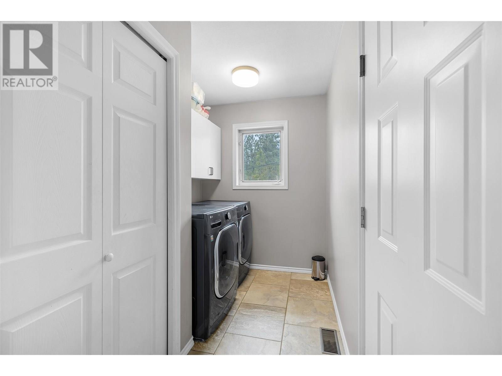 6051 Postill Lake Road, Kelowna, British Columbia  V1X 7V3 - Photo 37 - 10353954