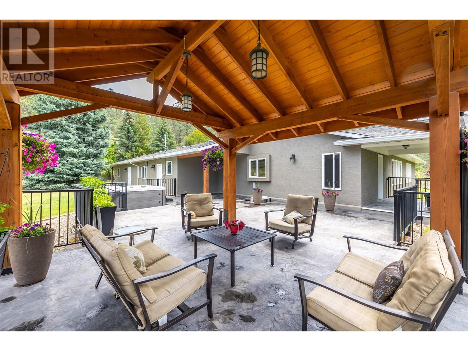 6051 Postill Lake Road, Kelowna, British Columbia  V1X 7V3 - Photo 39 - 10353954
