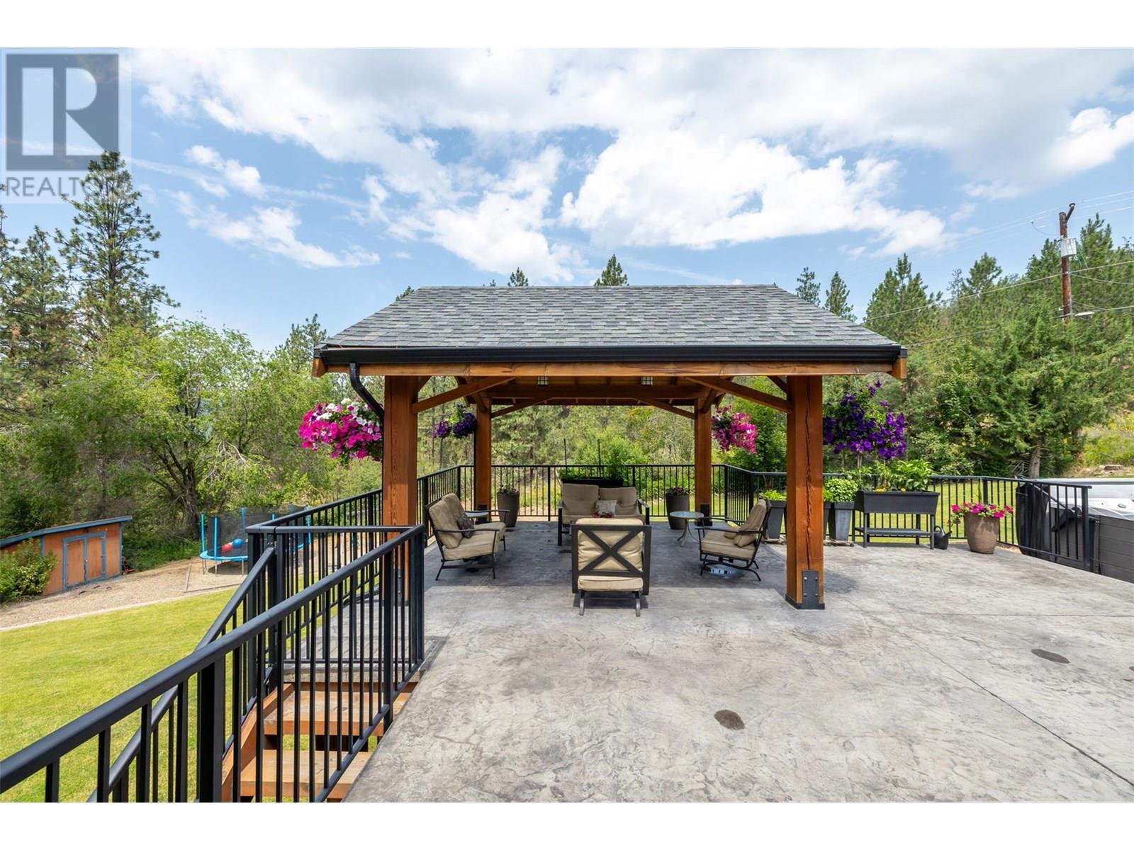 6051 Postill Lake Road, Kelowna, British Columbia  V1X 7V3 - Photo 40 - 10353954