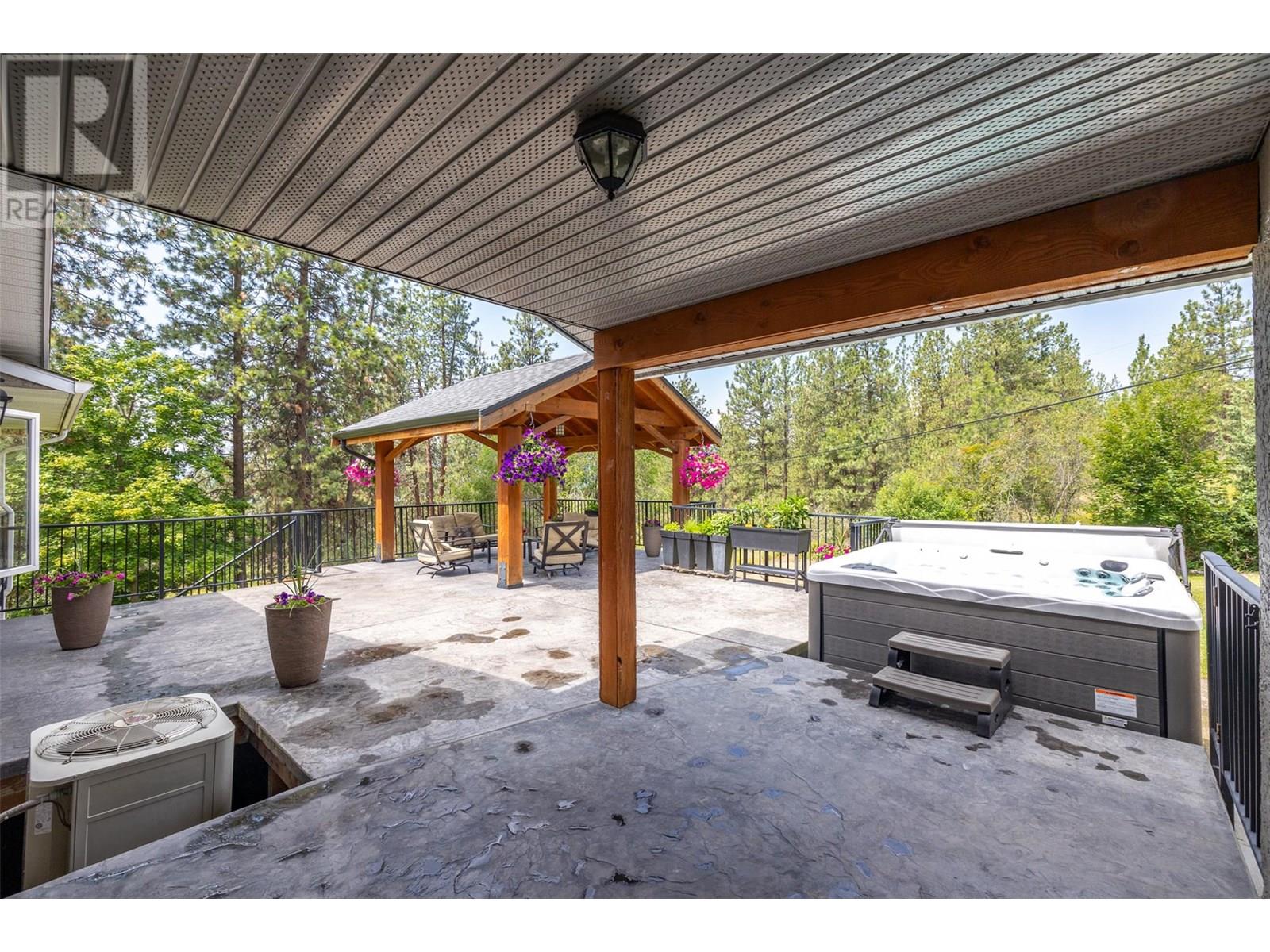 6051 Postill Lake Road, Kelowna, British Columbia  V1X 7V3 - Photo 42 - 10353954