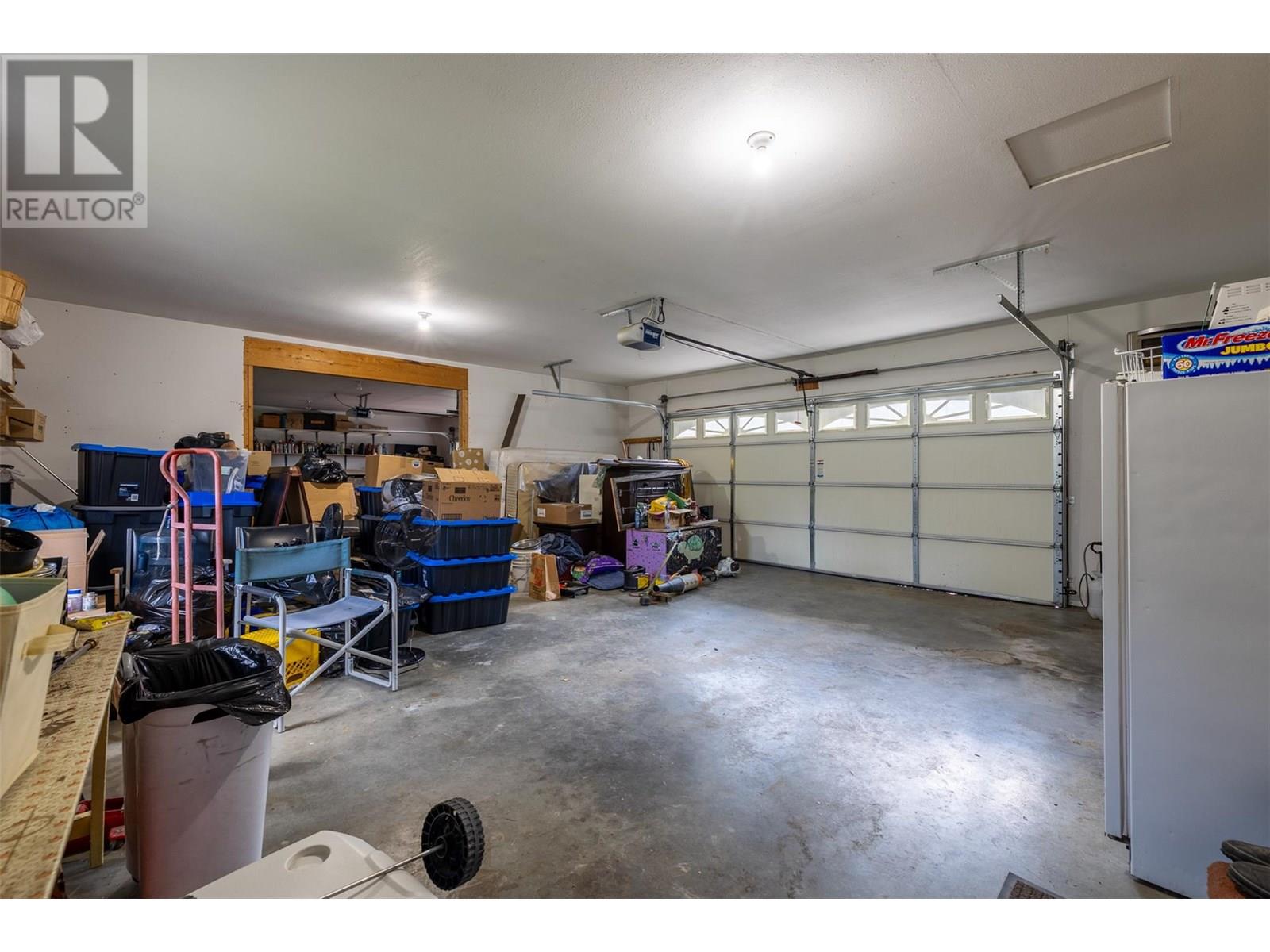6051 Postill Lake Road, Kelowna, British Columbia  V1X 7V3 - Photo 45 - 10353954