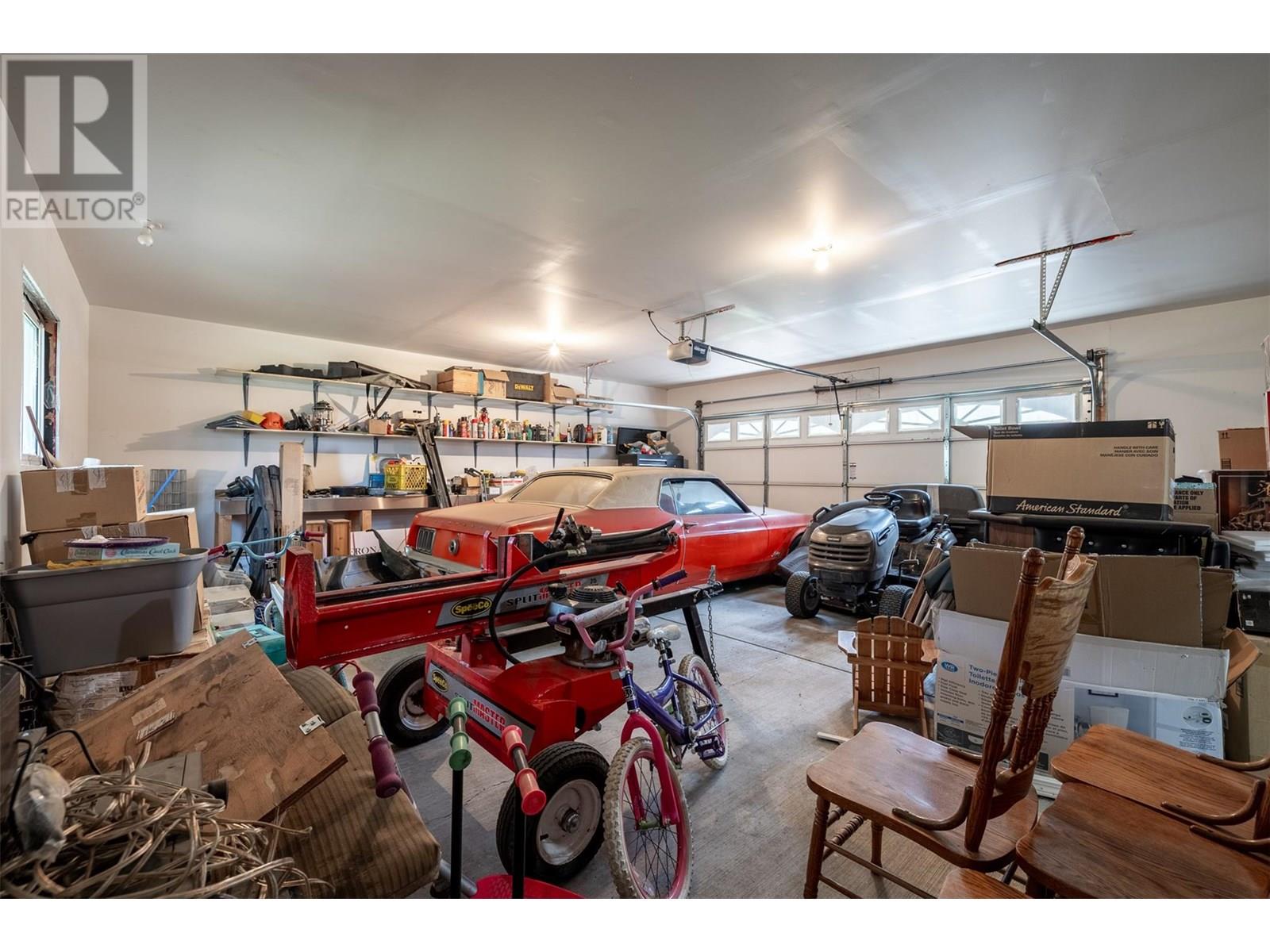 6051 Postill Lake Road, Kelowna, British Columbia  V1X 7V3 - Photo 46 - 10353954