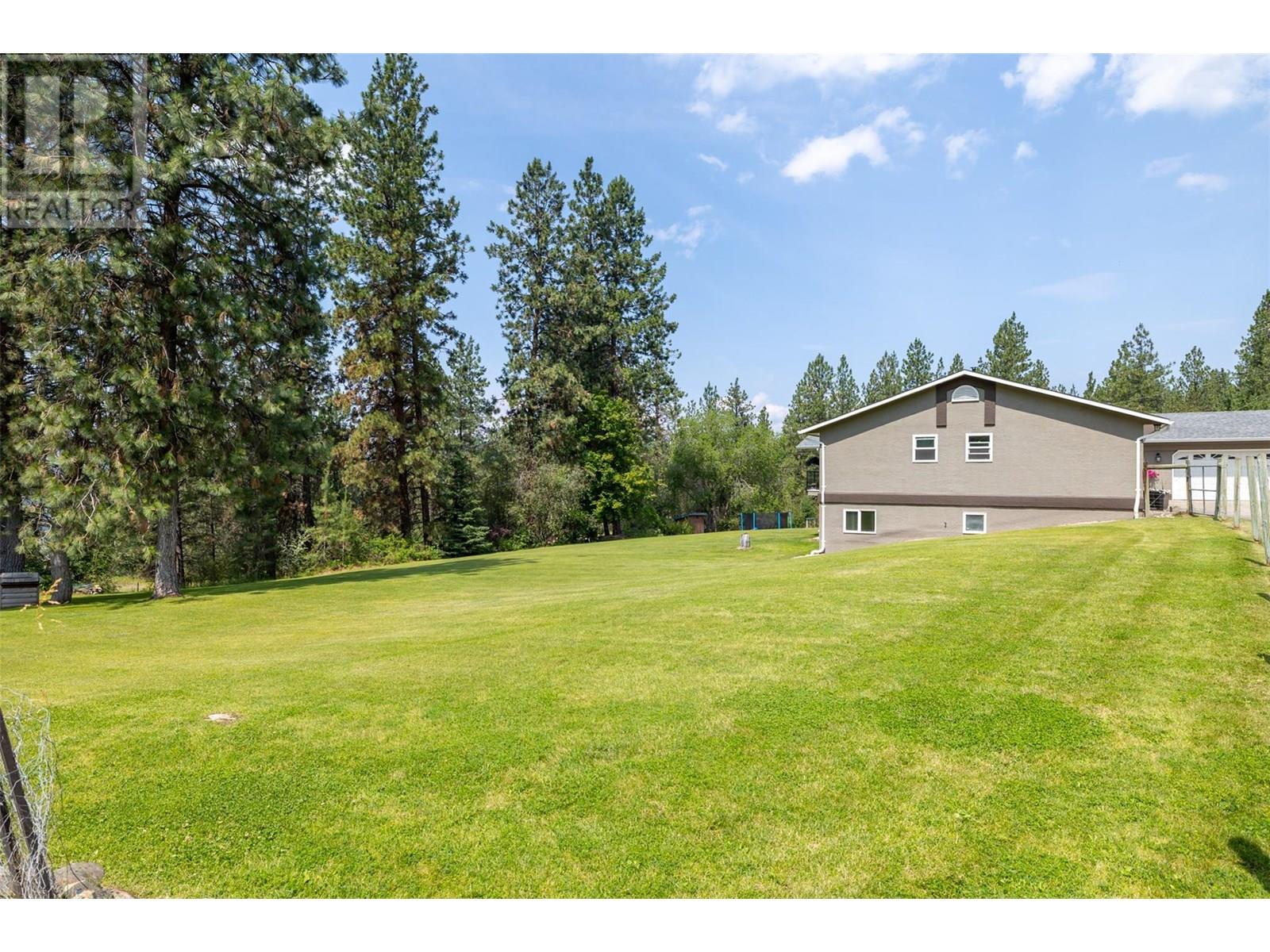 6051 Postill Lake Road, Kelowna, British Columbia  V1X 7V3 - Photo 9 - 10353954