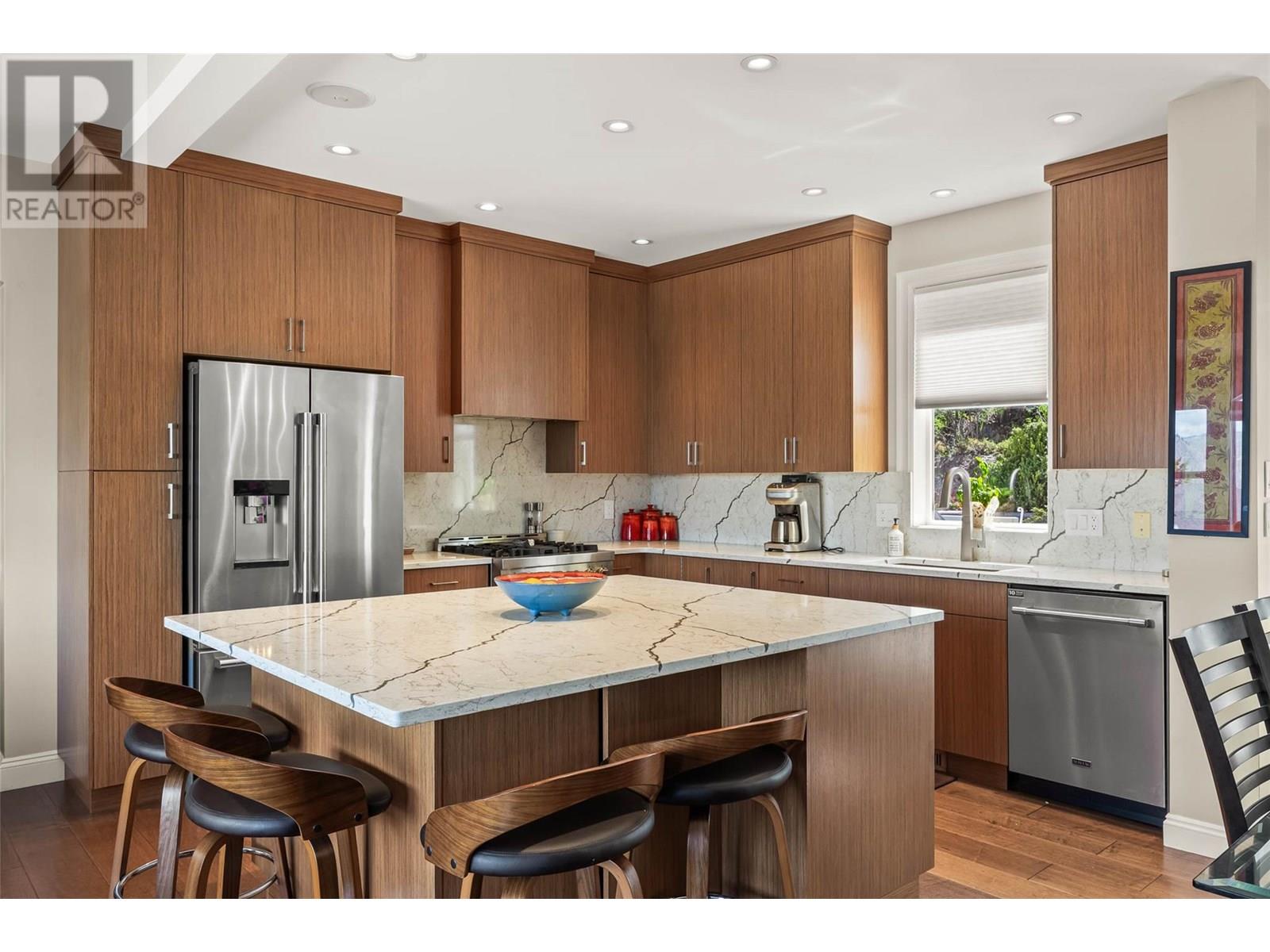 Property at 432 Azure Place image 5