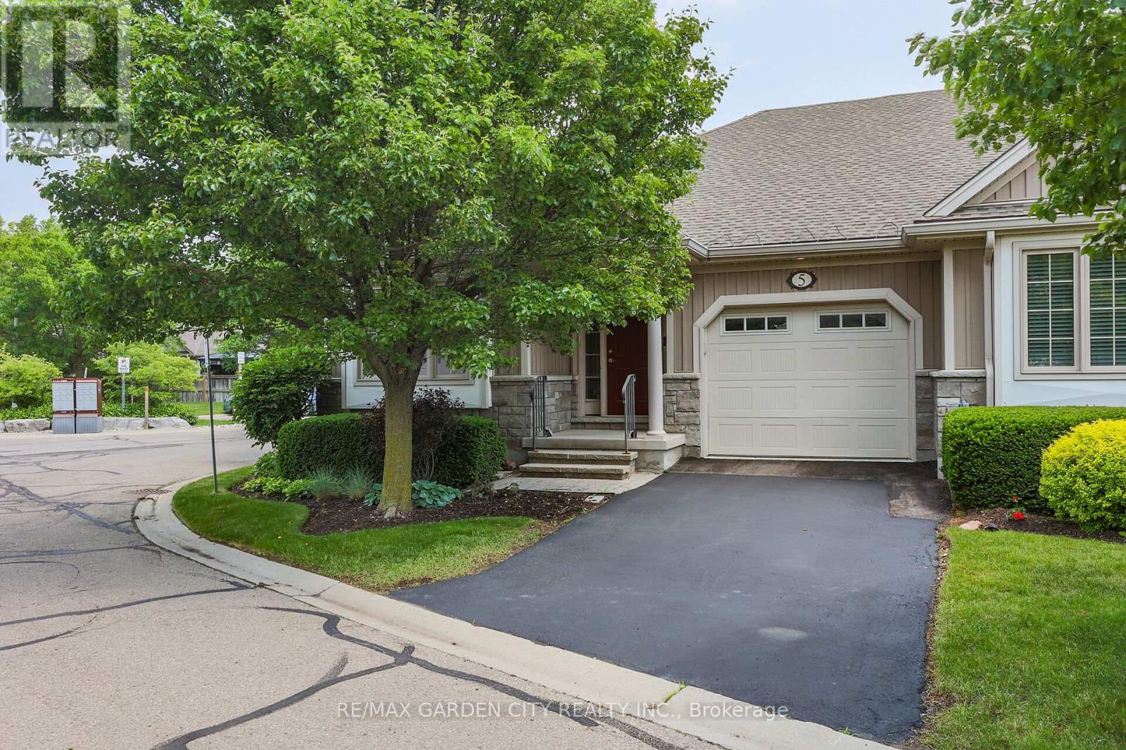 Property at #5 - 603 WELLAND AVENUE E image 1