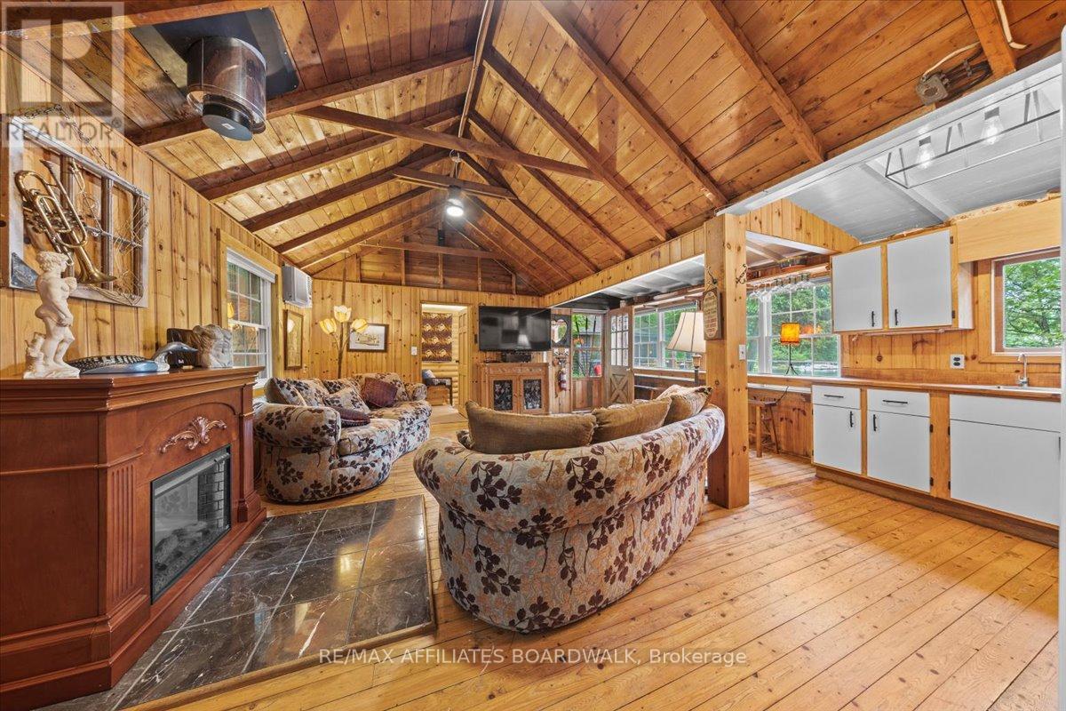 31a Herman Road, Rideau Lakes, Ontario  K0G 1E0 - Photo 10 - X12248291
