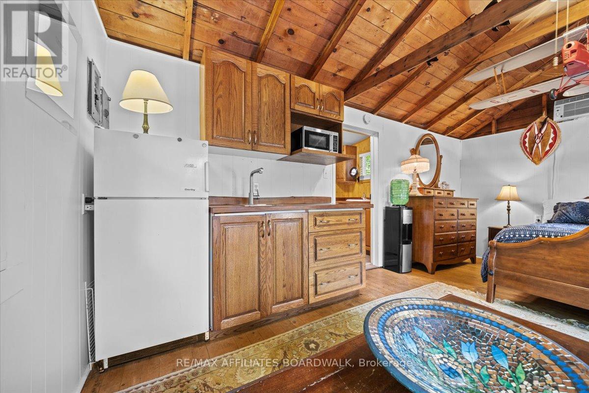 31a Herman Road, Rideau Lakes, Ontario  K0G 1E0 - Photo 25 - X12248291